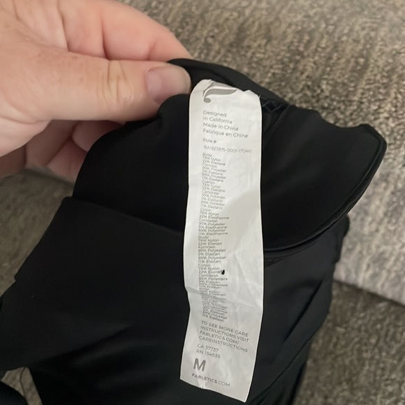 Fabletics sports bra size M - Picture 5 of 13